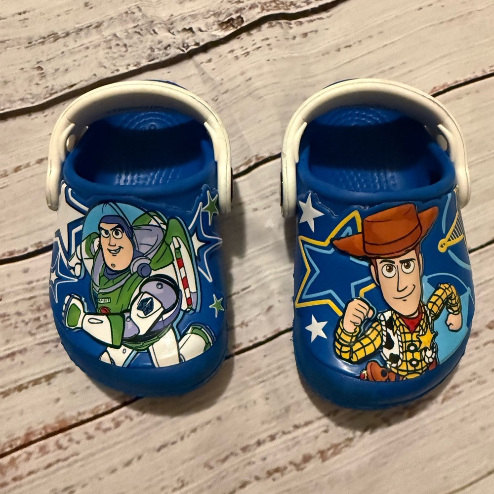 Pre-loved | Blue Toy Story Baby Crocs | Baby 4